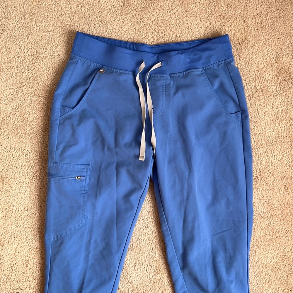 Figs jogger scrub pants